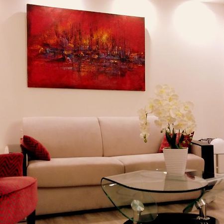 Fun And Quiet Apartment Paris Luaran gambar