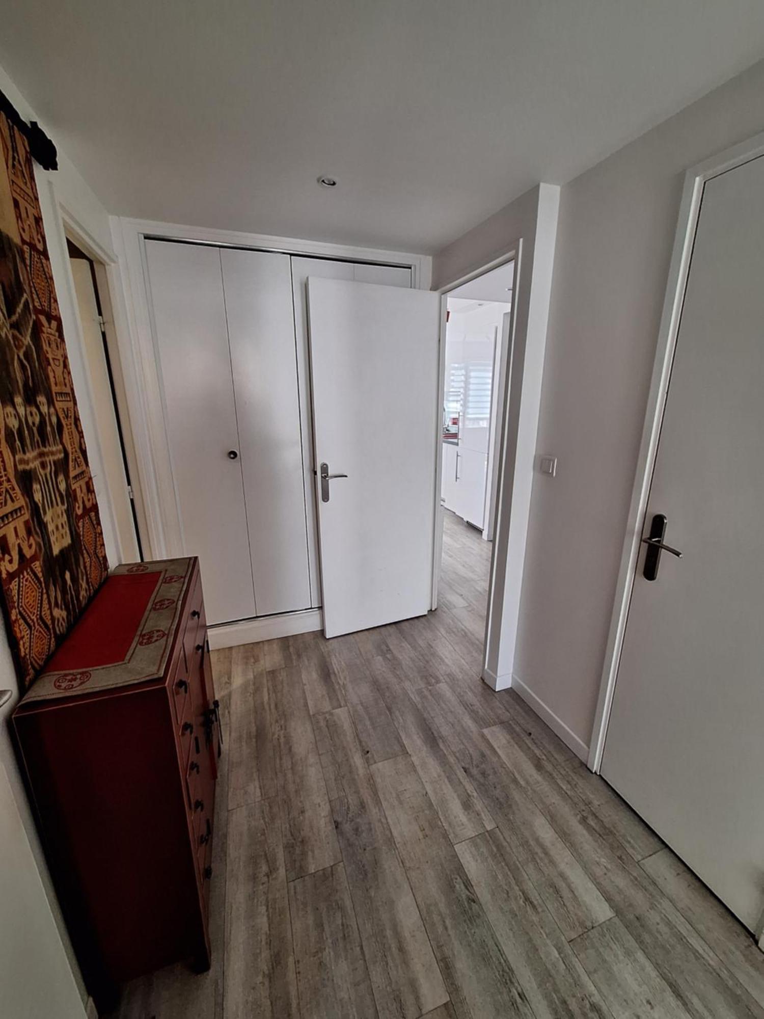 Fun And Quiet Apartment Paris Luaran gambar