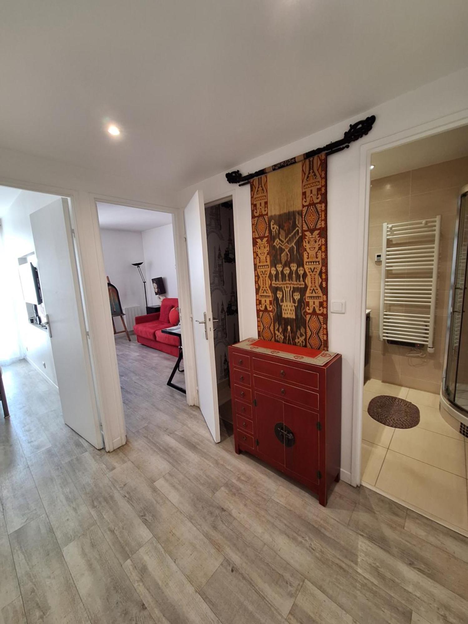 Fun And Quiet Apartment Paris Luaran gambar
