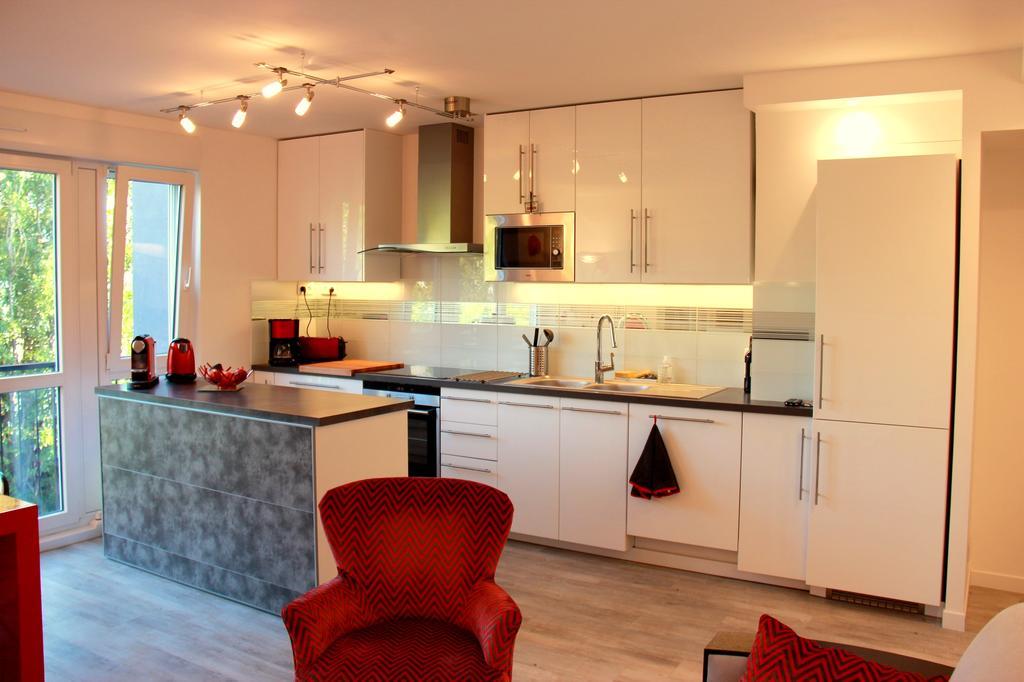 Fun And Quiet Apartment Paris Luaran gambar